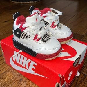 Baby Jordan Retros! sooo darn cute!! 2C!